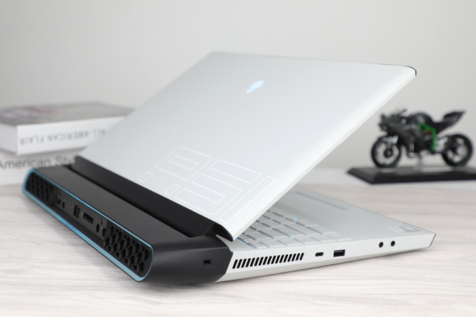 alienwarearea51m,alienwarearea-51涓绘満鎬ц兘鎺掕