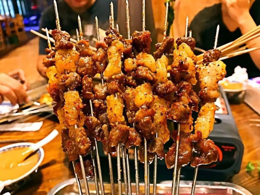 撸串新店开业,步行街烧烤啤酒畅饮抖音团购套餐