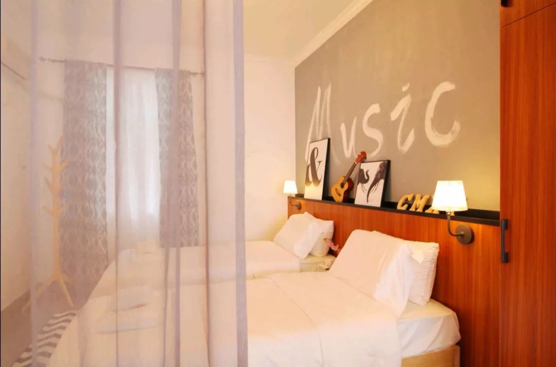 如何用最少的钱装修极简风,怎么用最少的钱做最豪的装修