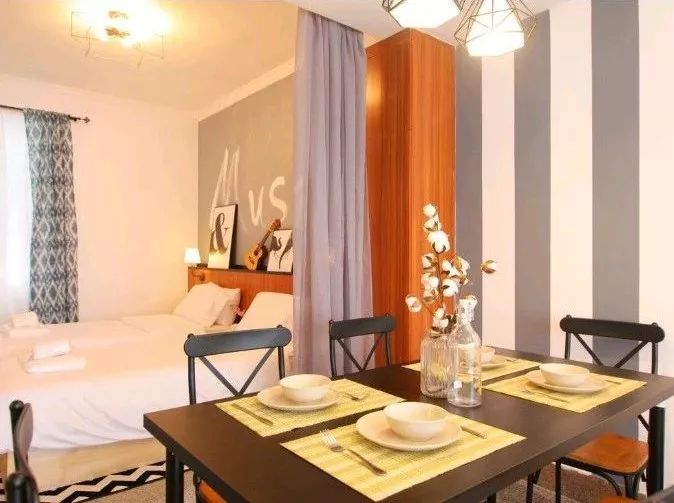 如何用最少的钱装修极简风,怎么用最少的钱做最豪的装修