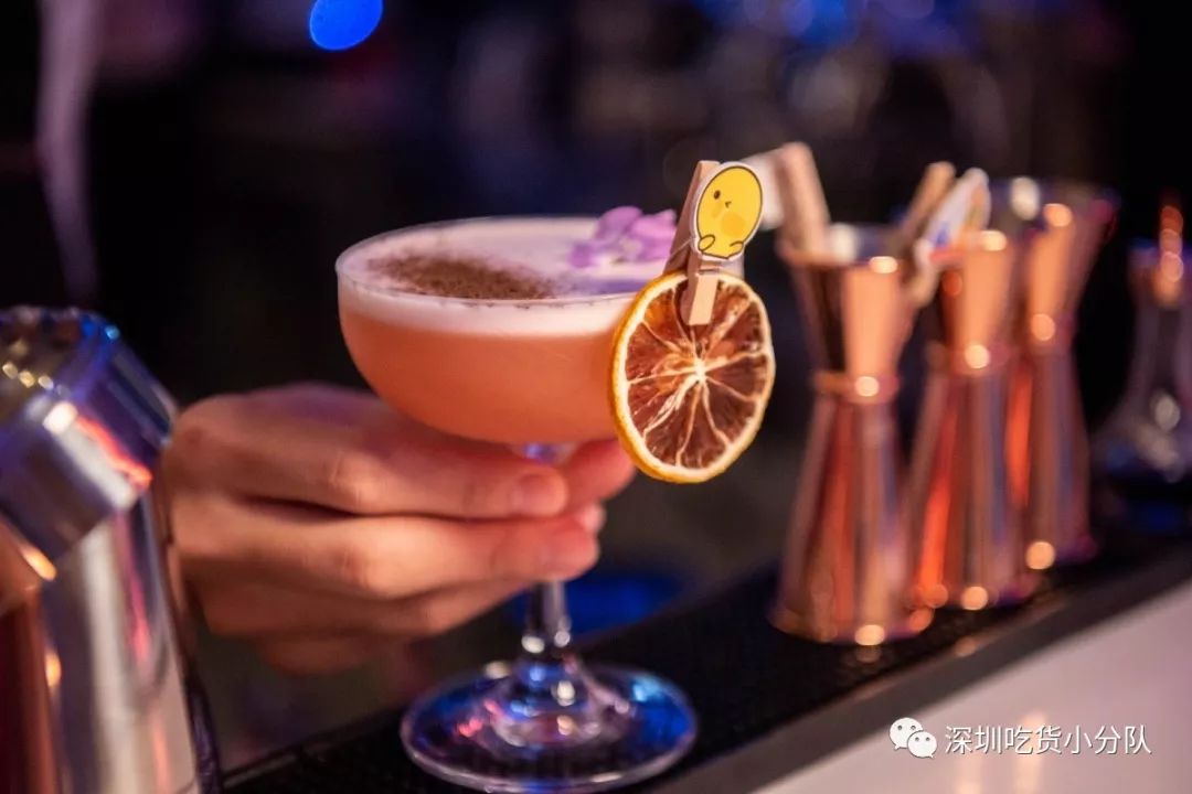 现出原形吧,这店的“小*子骗**”们