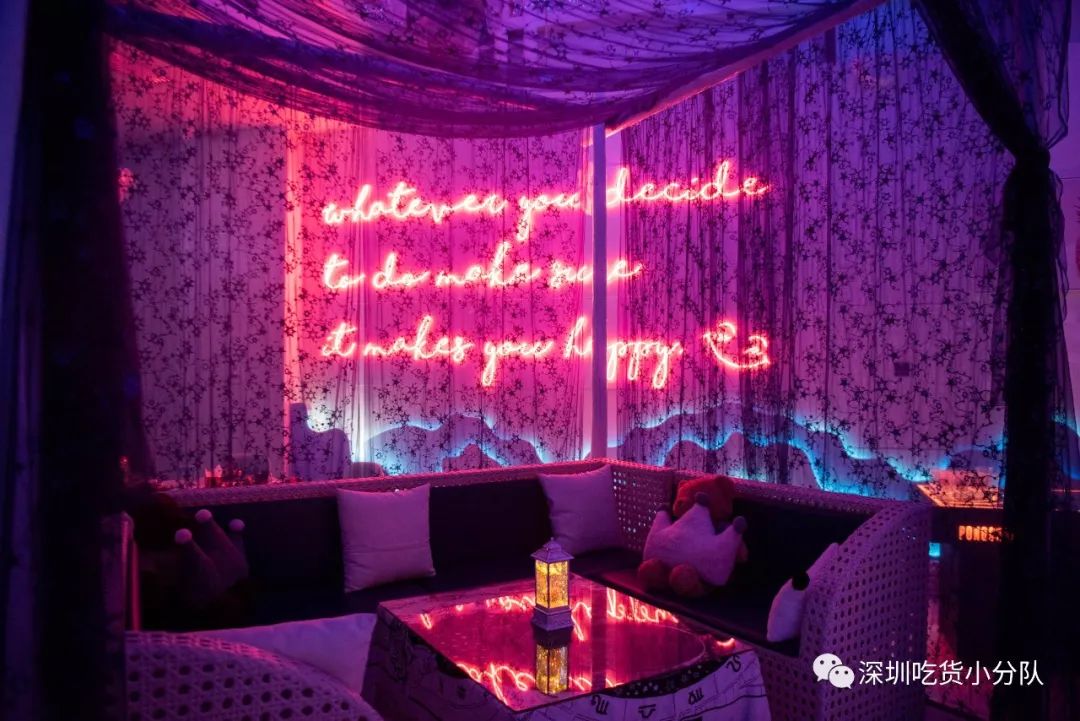 现出原形吧,这店的“小*子骗**”们