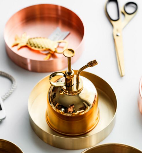 在茶几、床头柜动了点手脚后，神奇的事情……发生了