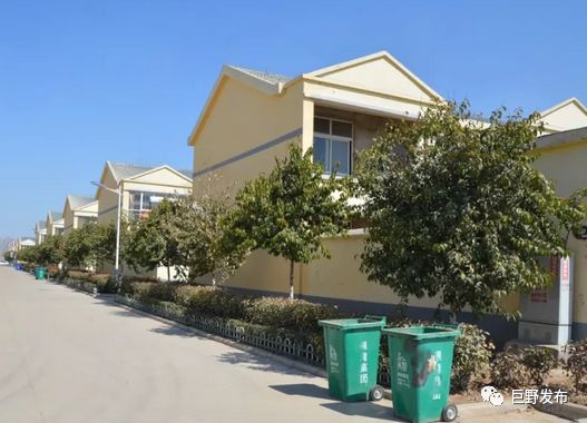 小入口+人工智能:巨野县启动生活垃圾分类整区域创建撬动人居生态大变局