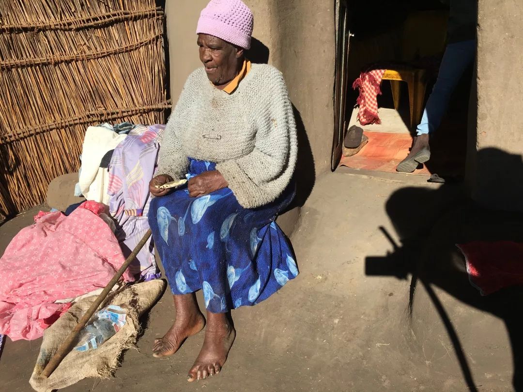 鎶ゅ＋琚壘鍏归拡澶存墡浜嗗涔呰兘鎶借,鏈腑琚拡鍒轰激