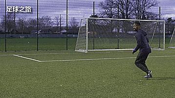 足球教学10个过人的小技巧,足球教学训练守门员射门