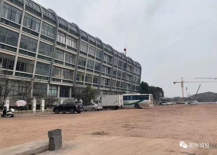 衢州道路停车收费时间,衢州4个停车场收费标准