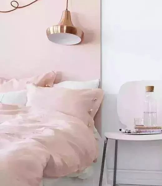 房间太小了可以拿什么代替床,没地方放床头柜有什么柜可以代替