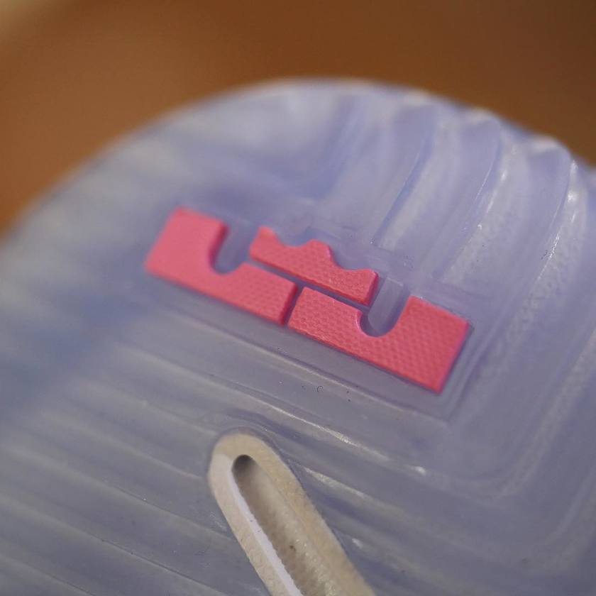 nikelebron16low绱壊,nikelebron16鍏ㄦ柊閰嶈壊鏇濆厜