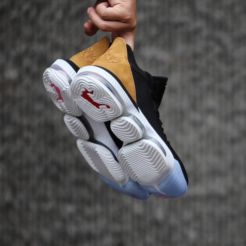 nikelebron16low绱壊,nikelebron16鍏ㄦ柊閰嶈壊鏇濆厜