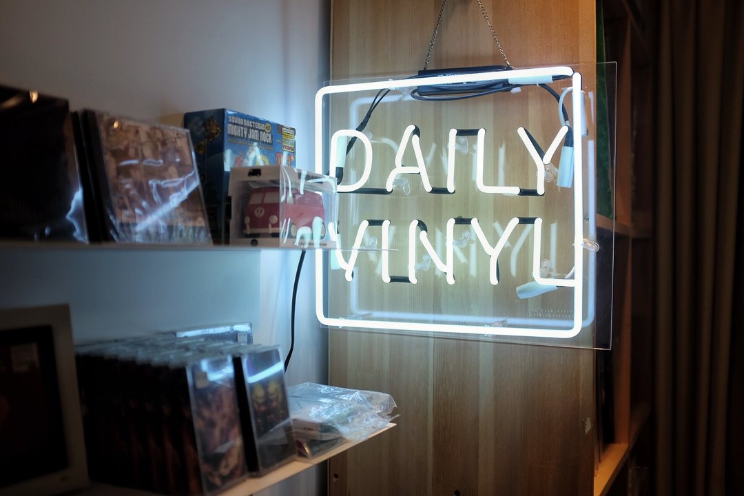 他们探索并推广关于黑胶的一切，想把自己的爱好变成别人的日常|了不起的小工作室