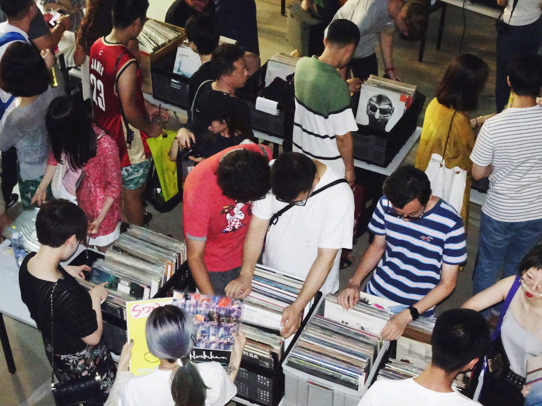 他们探索并推广关于黑胶的一切，想把自己的爱好变成别人的日常|了不起的小工作室