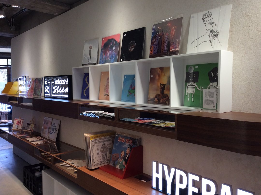 他们探索并推广关于黑胶的一切，想把自己的爱好变成别人的日常|了不起的小工作室