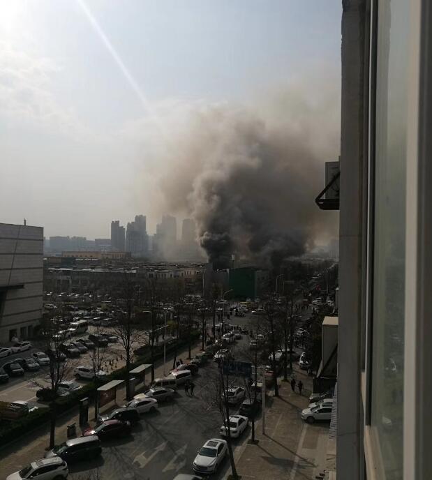 郑州农业路着火,郑州农业南路失火