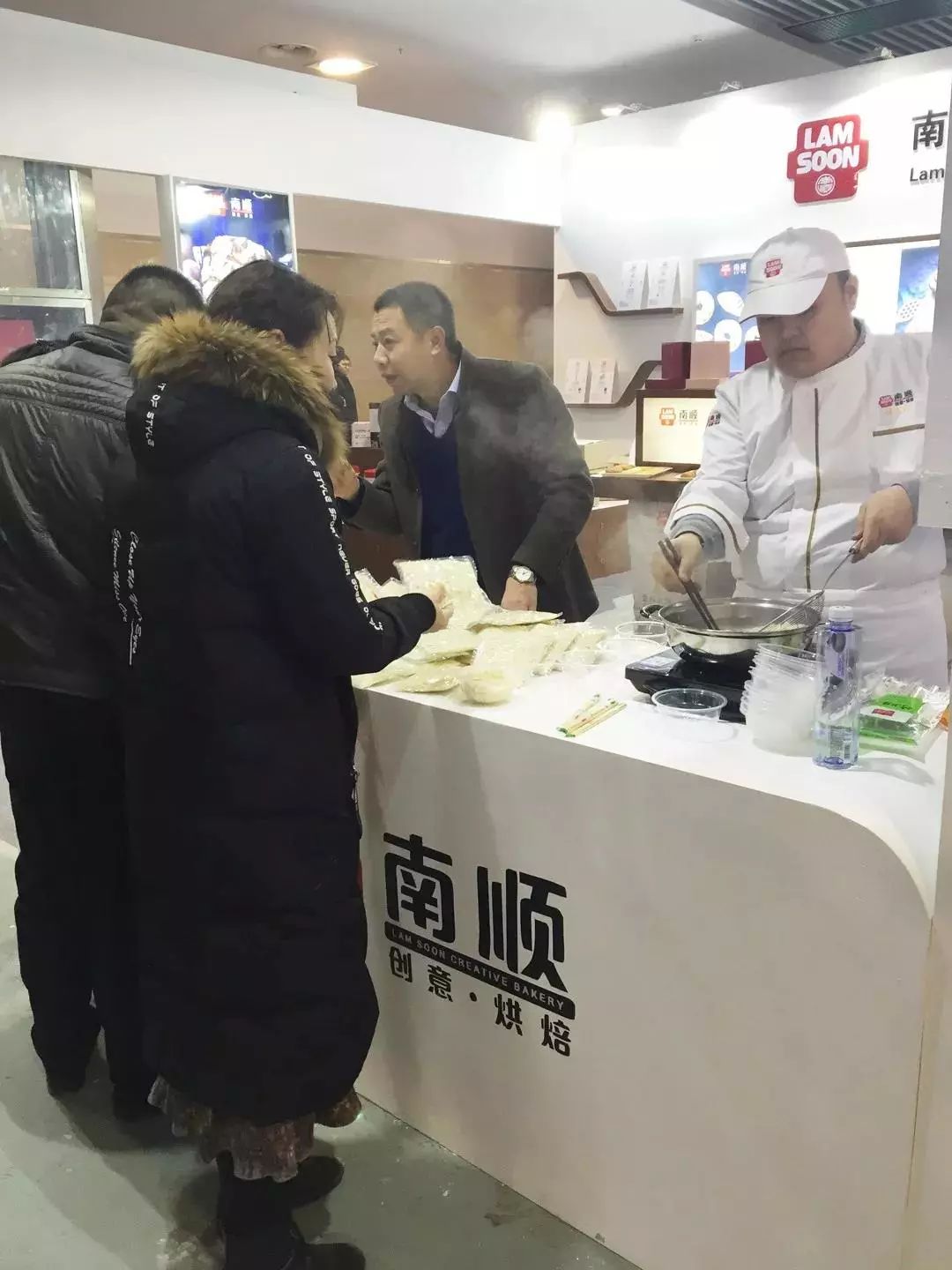 南顺集团在第十四届全国粮油产销企业订货会上大放异彩