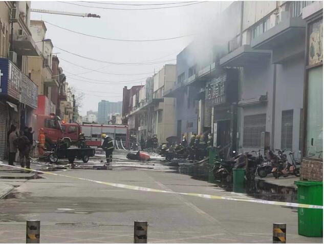 郑州农业路着火,郑州农业南路失火