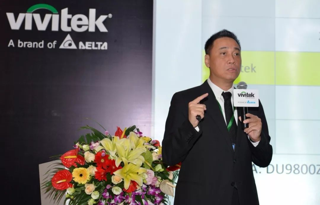 vivitek丽讯hp2151f报价,vivitek丽讯10000流明投影