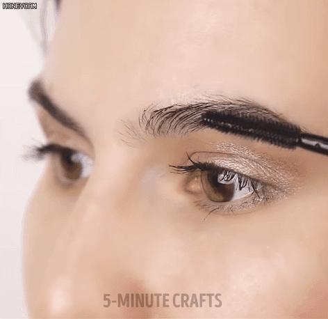 50年皱纹有救啦用它专抹深皱纹,在家就能改善皱纹的神器来了