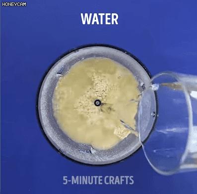 50年皱纹有救啦用它专抹深皱纹,在家就能改善皱纹的神器来了