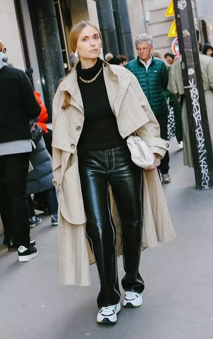 穿上它又酷又有钱，今年一定要买一件