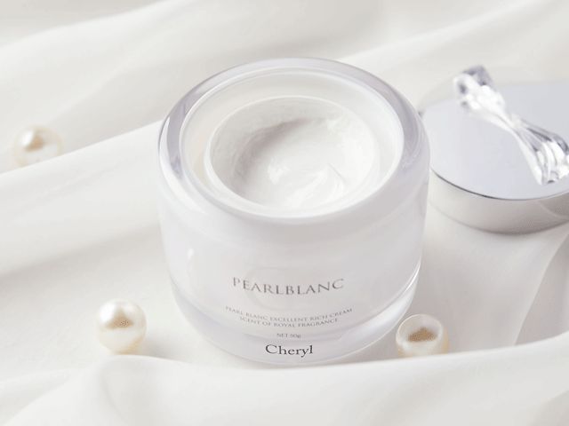 用它素颜也敢出门,用它素颜出门光彩照人