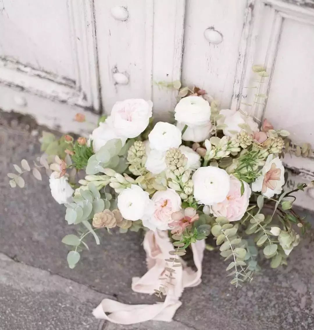 简单好看的婚纱画法,婚纱照风格搭配推荐