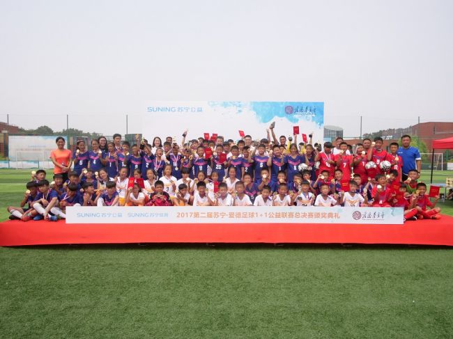 当东北大哥遇到可爱的小女孩,当硬汉遇上可爱的小女孩