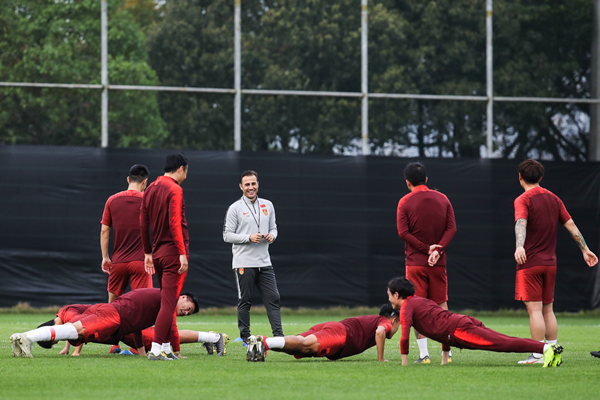 卡纳瓦罗留洋小将,卡纳瓦罗到斯科拉里