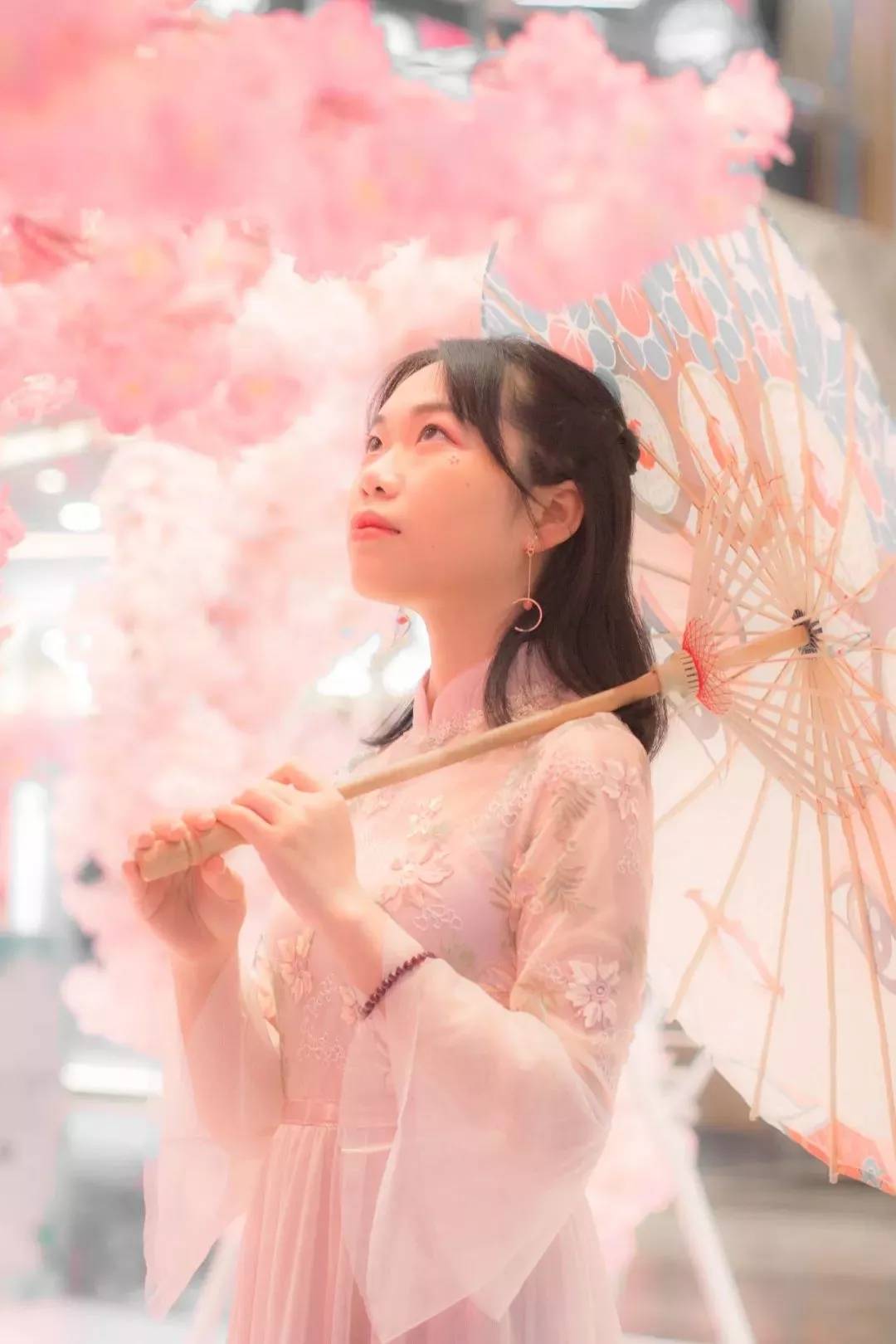 女神节,我为南宁小仙女们承包了整条Gai!一站式打卡各类网红游戏!