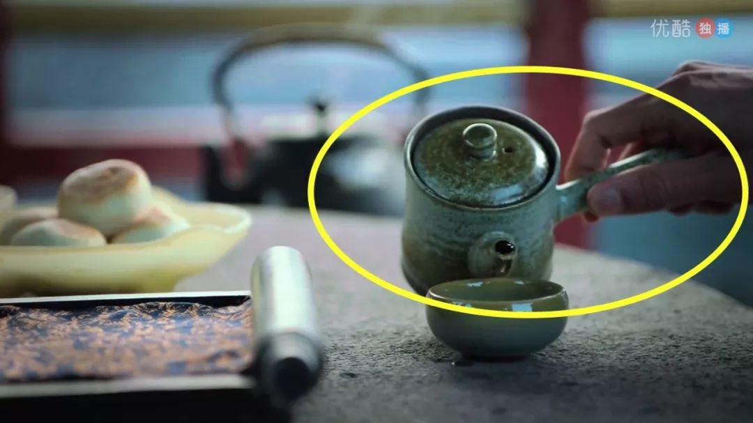 玻璃渣里找糖的视频,玻璃渣里找糖吃真诚才是必杀技