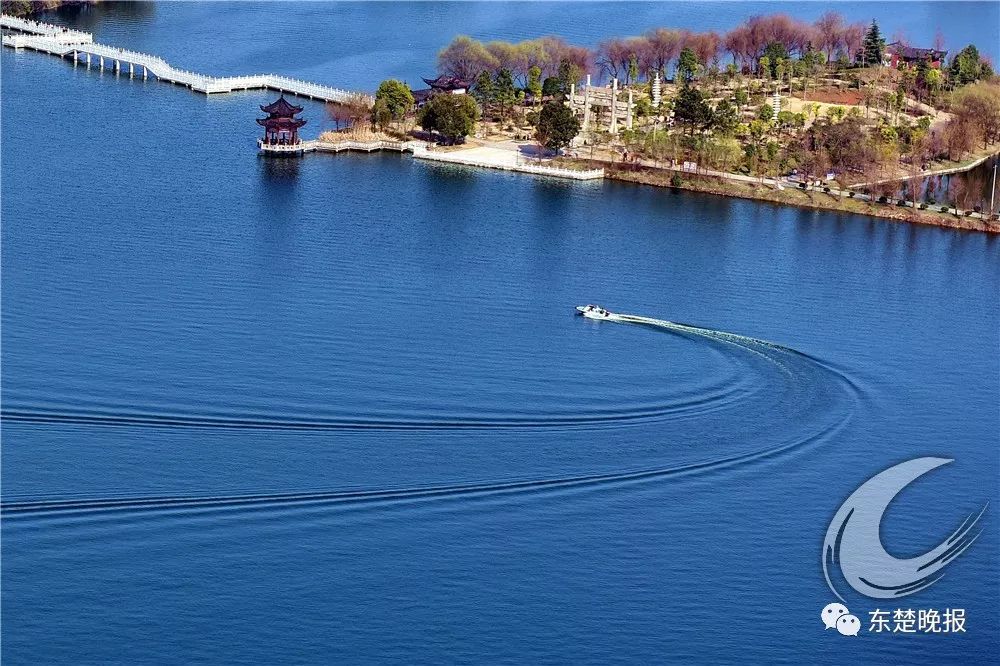 什么是黄石火山,什么是黄石车牌