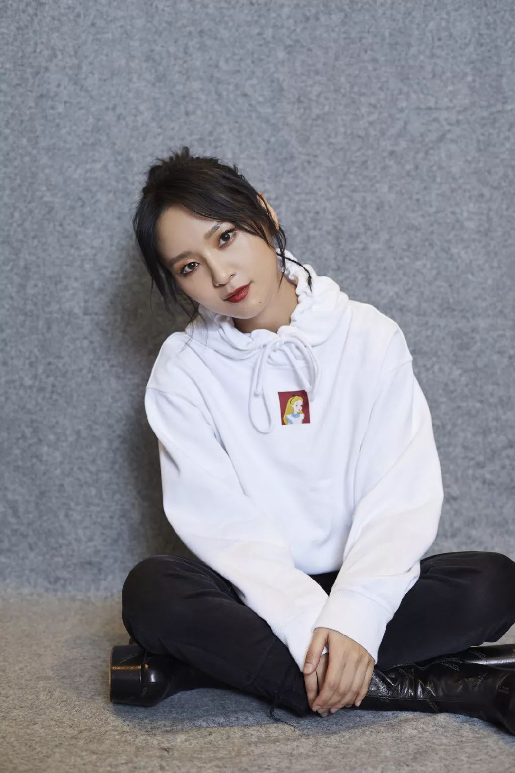 高街里捞夯货要选对KOL,比如宋祖儿孟美岐和张嘉倪她们……