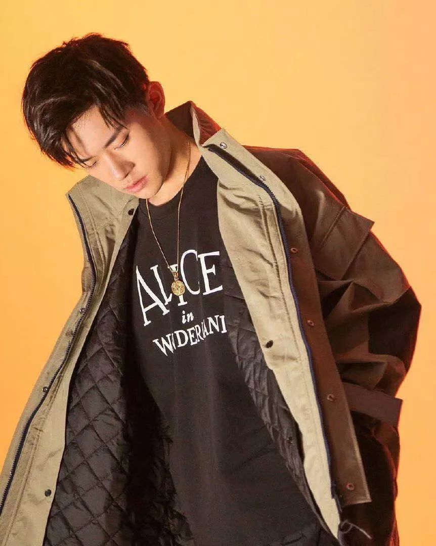 高街里捞夯货要选对KOL,比如宋祖儿孟美岐和张嘉倪她们……