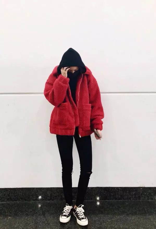 高街里捞夯货要选对KOL,比如宋祖儿孟美岐和张嘉倪她们……