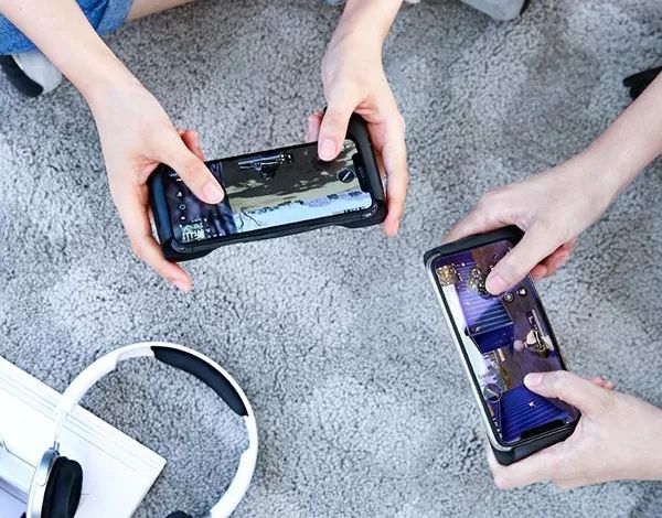 为什么同样的地方自己手机信号差,手机信号总比其他手机差