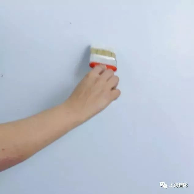 白墙弄脏了怎么处理干净,白墙油烟弄脏了怎么把它变白