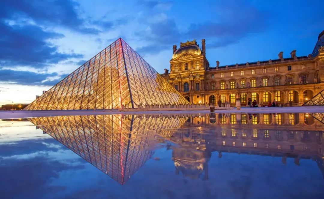 旅游就是自己的城市呆腻了换个别人的城市呆着这里能满足您对旅行的所有想象！