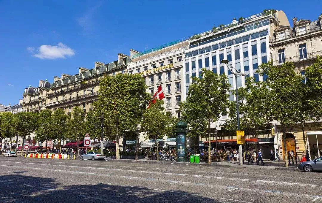 旅游就是自己的城市呆腻了换个别人的城市呆着这里能满足您对旅行的所有想象！