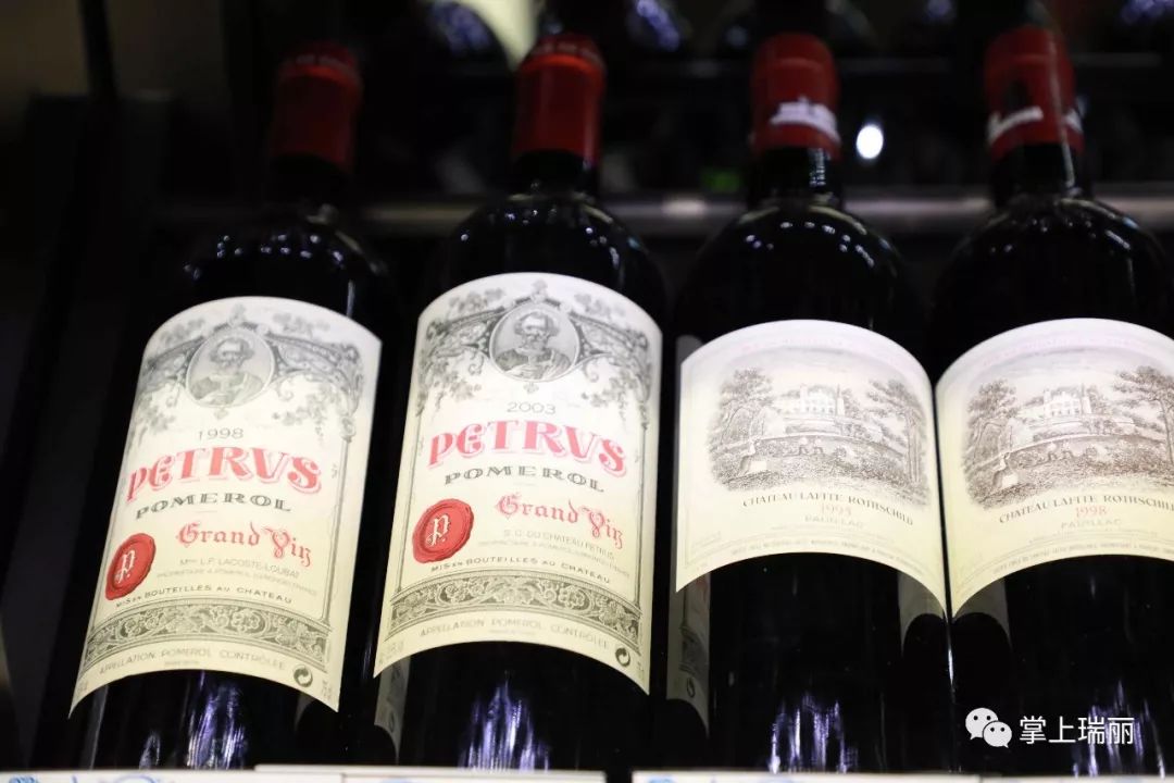 瑞丽口岸泼水节,泼水节瑞丽