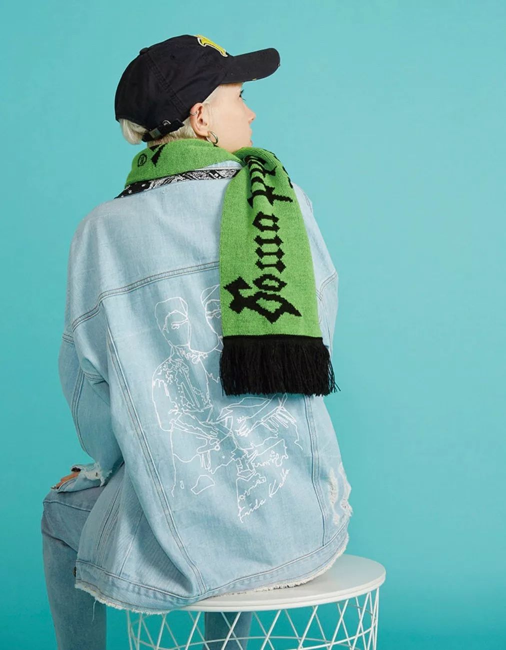 惊喜很多的衣服,今年最流行大版牛仔外套