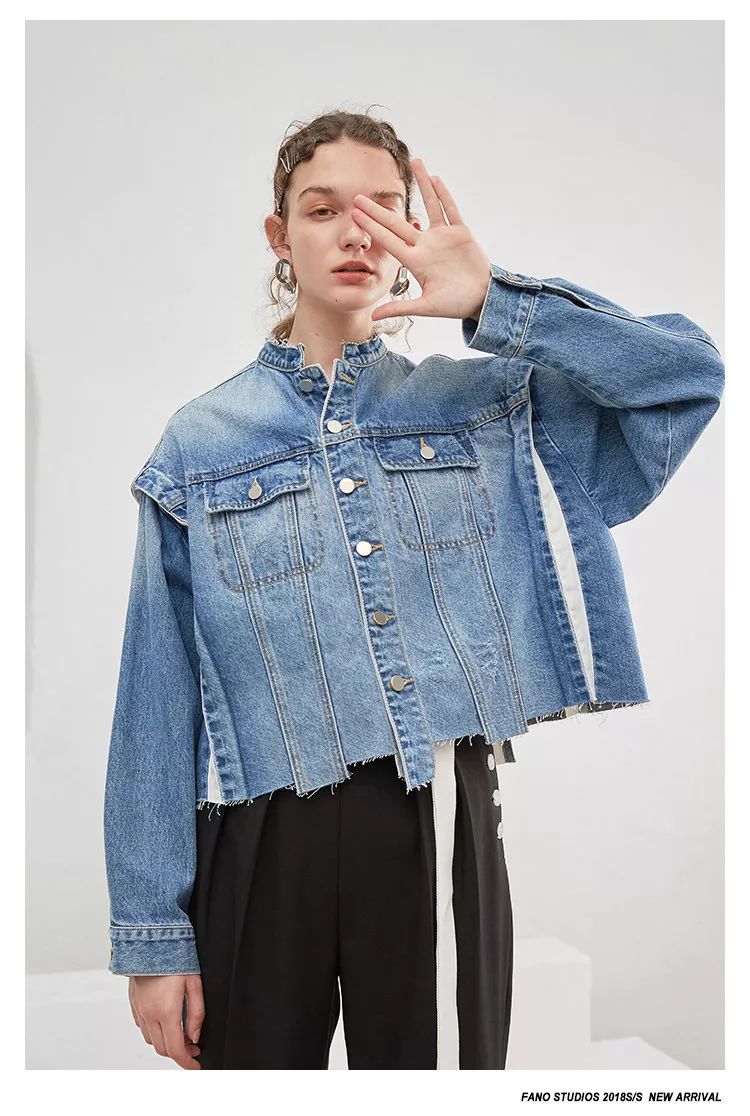 惊喜很多的衣服,今年最流行大版牛仔外套