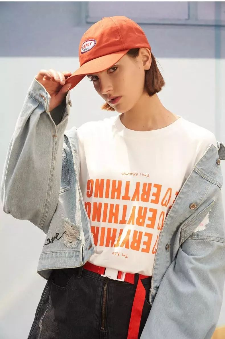 惊喜很多的衣服,今年最流行大版牛仔外套