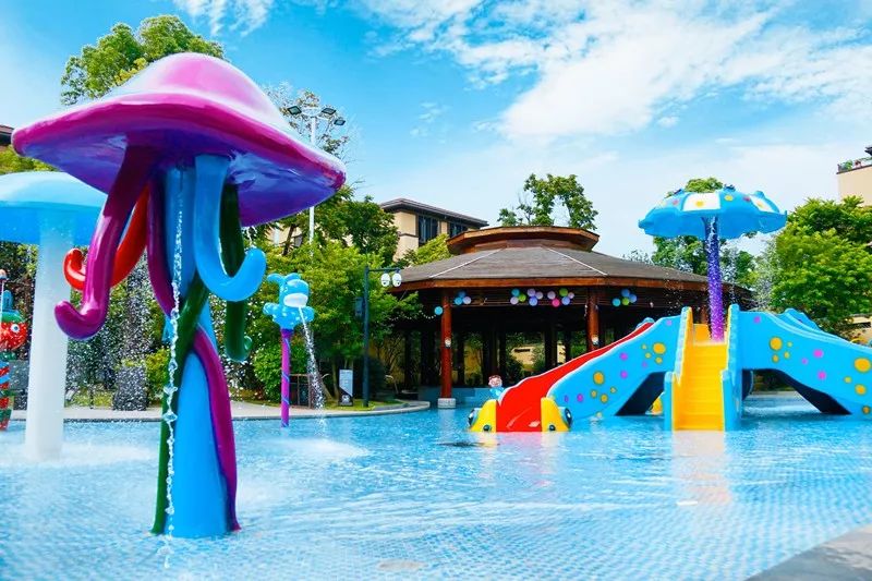 只要¥488元，珠光御景温泉美食酒店随你浪！温泉SPA+自助餐+精美下午茶+龙归寨门票~周末通用！