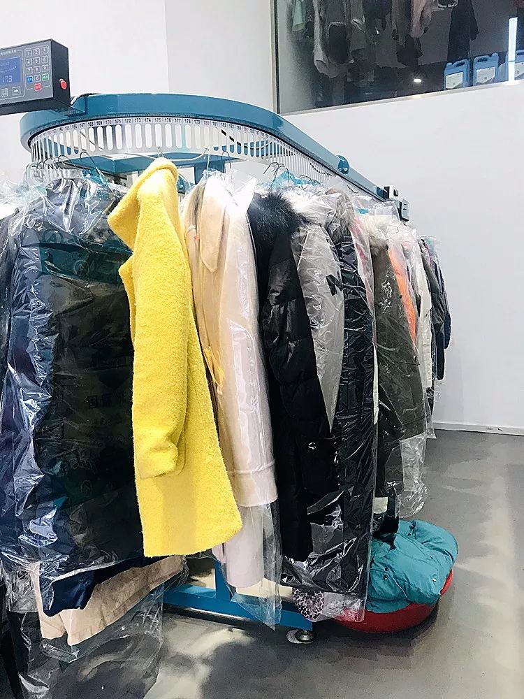 4.99元抢洗衣机,269元抢长款羽绒服外套