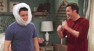 给隐形*党**最强势的福利！能自动洗镜的黑科技，告别昂贵日抛~