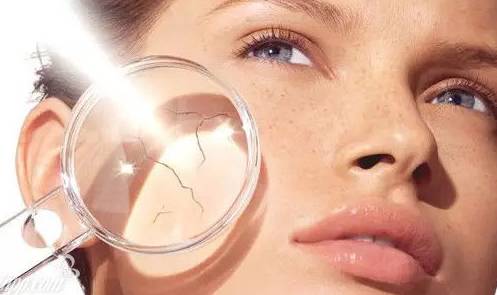 返场预告|防晒和颜值通通在线的蕉下小黑伞，小巧轻便的可随带随走，有了它夏天不怕晒黑，晴雨两用妥妥的