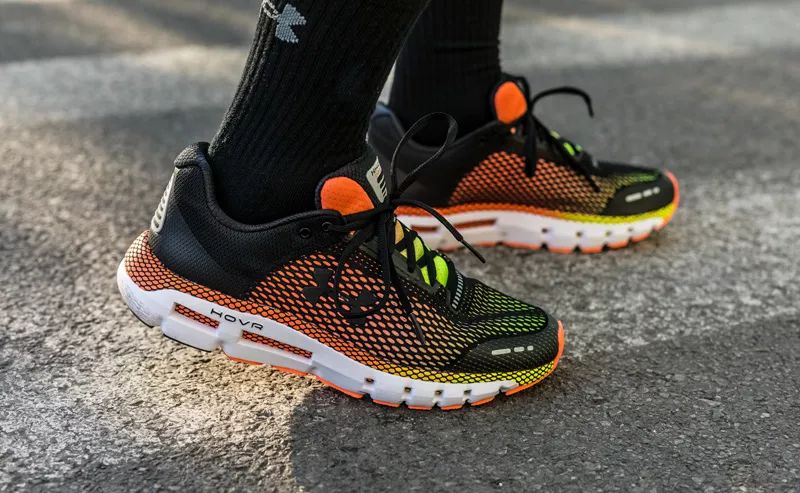 想买双叱咤健身房和街头的跑鞋?本次开箱一定要看!