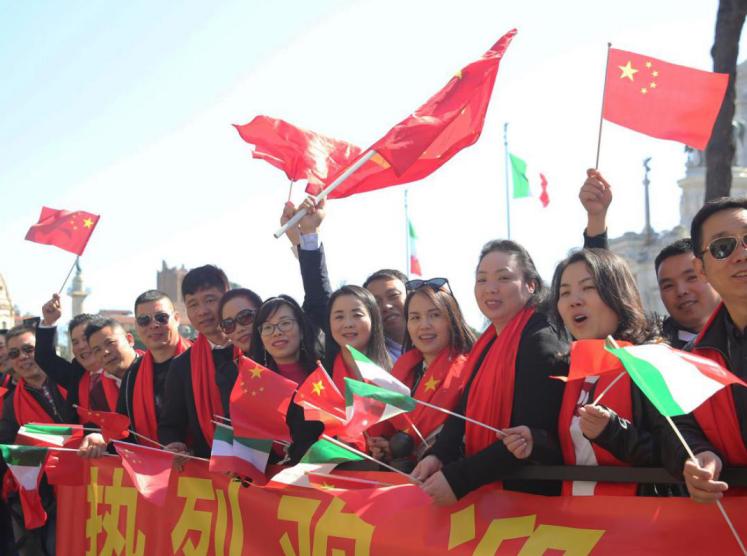 习*平近**访问意大利的难忘瞬间：“欢迎你到中国去”