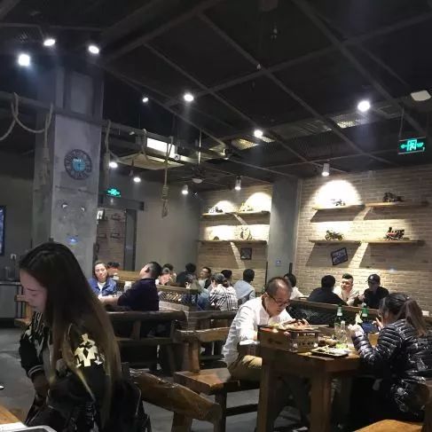 鲜城探店|石家庄这几家爆火的撸串儿店,吃一口让你欲罢不能!!