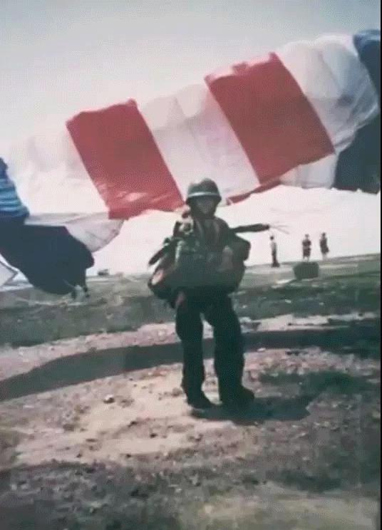 老人不听劝阻坚持要向陌生人汇钱,老太太给陌生人汇钱后续